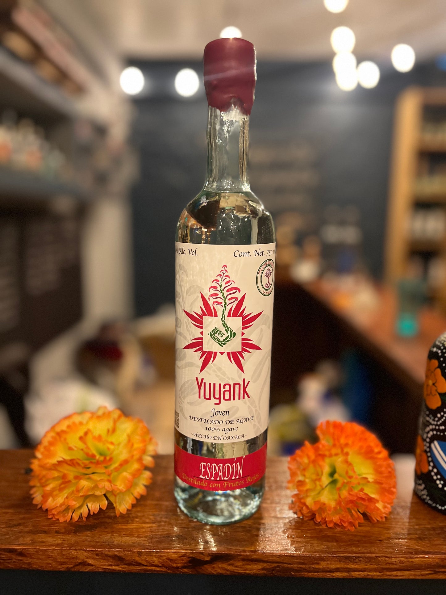 Espadín destilado con frutos rojos | 750 ml